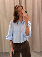 Lade das Bild in den Galerie-Viewer, CROPPED BAUMWOLLBLUSE „BREEZY“