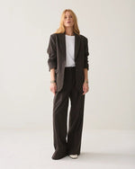 Lade das Bild in den Galerie-Viewer, Gestreifter Boyfriend-Blazer - GRETA & Rosa
