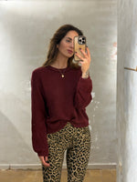 Lade das Bild in den Galerie-Viewer, KUSCHELIGER STRICKPULLOVER IN BORDEAUX - GRETA & Rosa