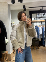 Lade das Bild in den Galerie-Viewer, PUFFER JACKE TEDDY - YAYA - GRETA & Rosa