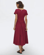 Lade das Bild in den Galerie-Viewer, MAXIKLEID SIENNA IN DUNKELROT - DEHA
