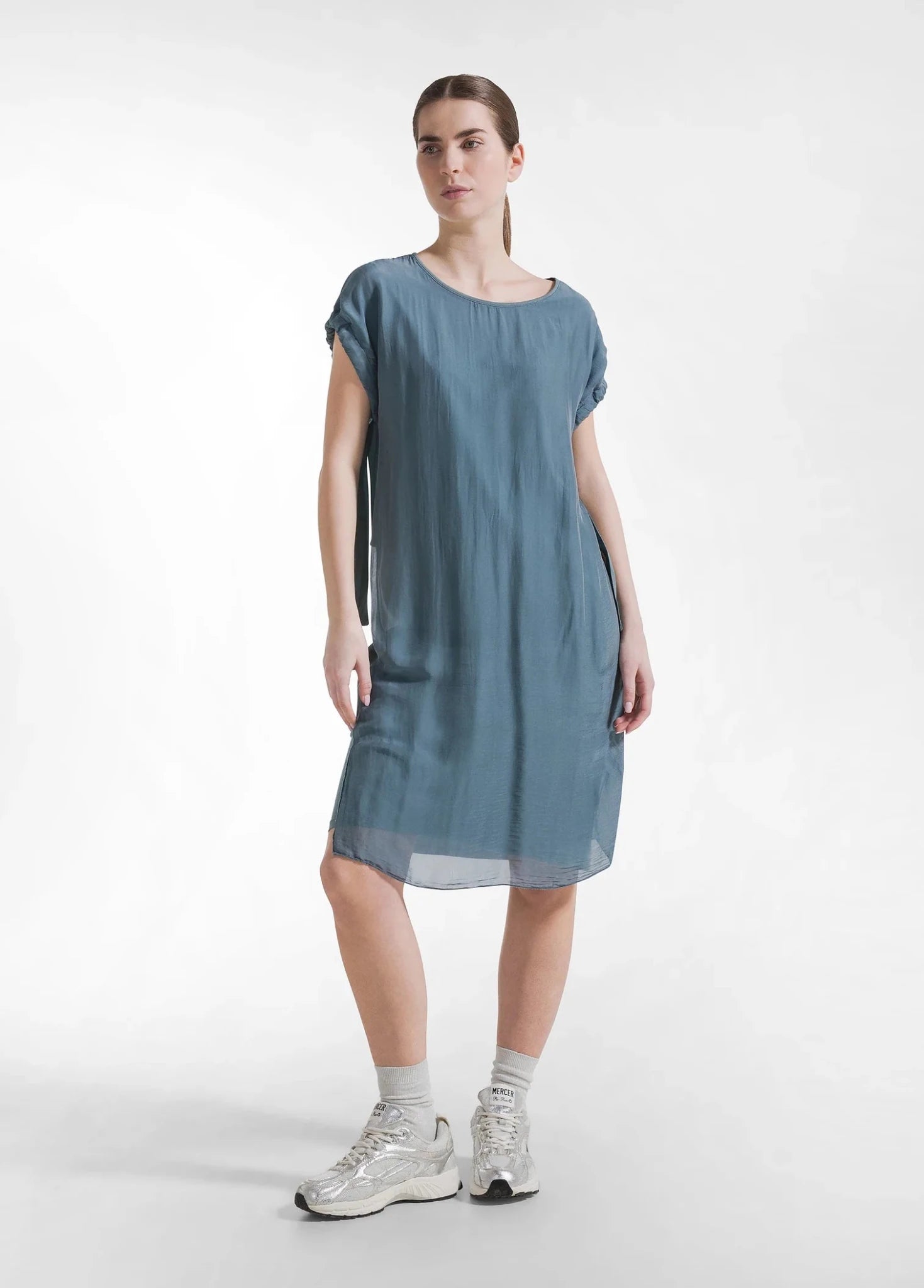 BAUMWOLLKLEID MIT DRAPIERTEN SEIDENÄRMELN - DEHA - GRETA & Rosa