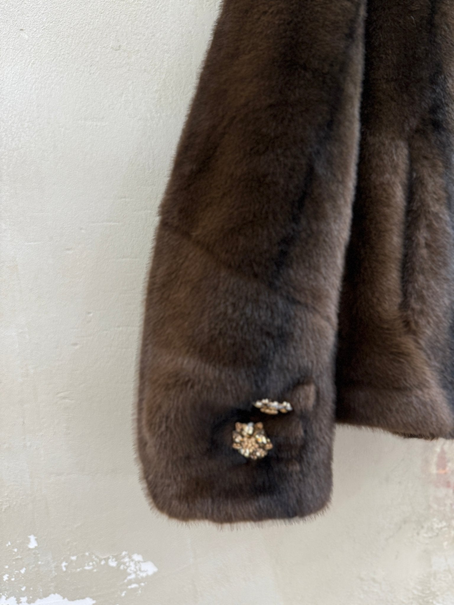 EDLE FAKE FUR JACKE BRUNE - GRETA & Rosa