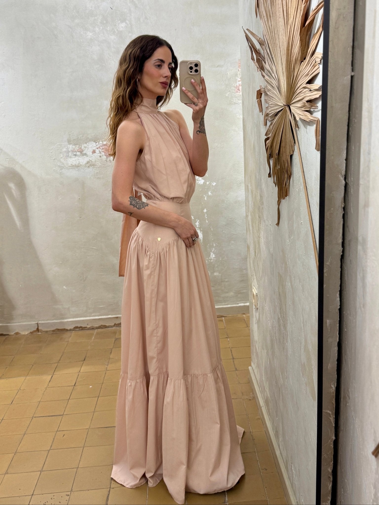 ELARA MAXIKLEID MIT VARIABLER BINDETECHNIK – JOSH V - GRETA & Rosa