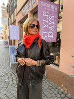 Lade das Bild in den Galerie-Viewer, FAKE LEDERJACKE ALMA - GRETA &amp; Rosa
