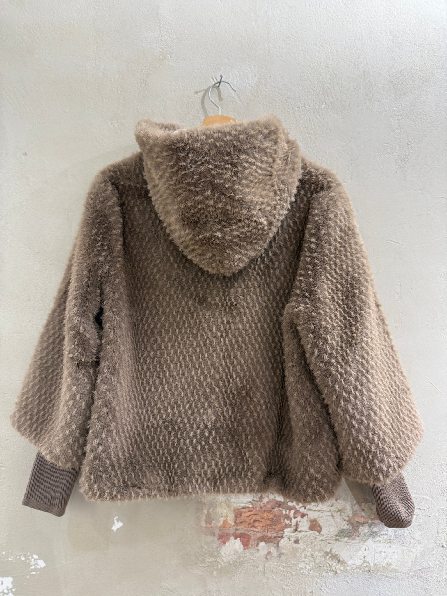 FAUXFUR JACKE DANTA - SIMPLE THE BRAND - GRETA & Rosa