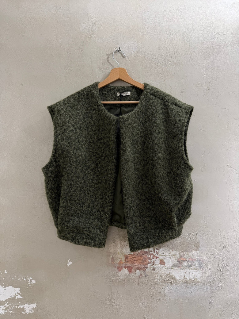 FLAUSCHIGE WOLLWESTE „OLIVE“ - GRETA & Rosa