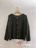 Lade das Bild in den Galerie-Viewer, KNITCARDIGAN ELA - GRETAUNDROSA - GRETA &amp; Rosa
