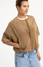 Lade das Bild in den Galerie-Viewer, Kurzärmelige Oversize-Jacke aus Velourslederimitat - GRETA &amp; Rosa
