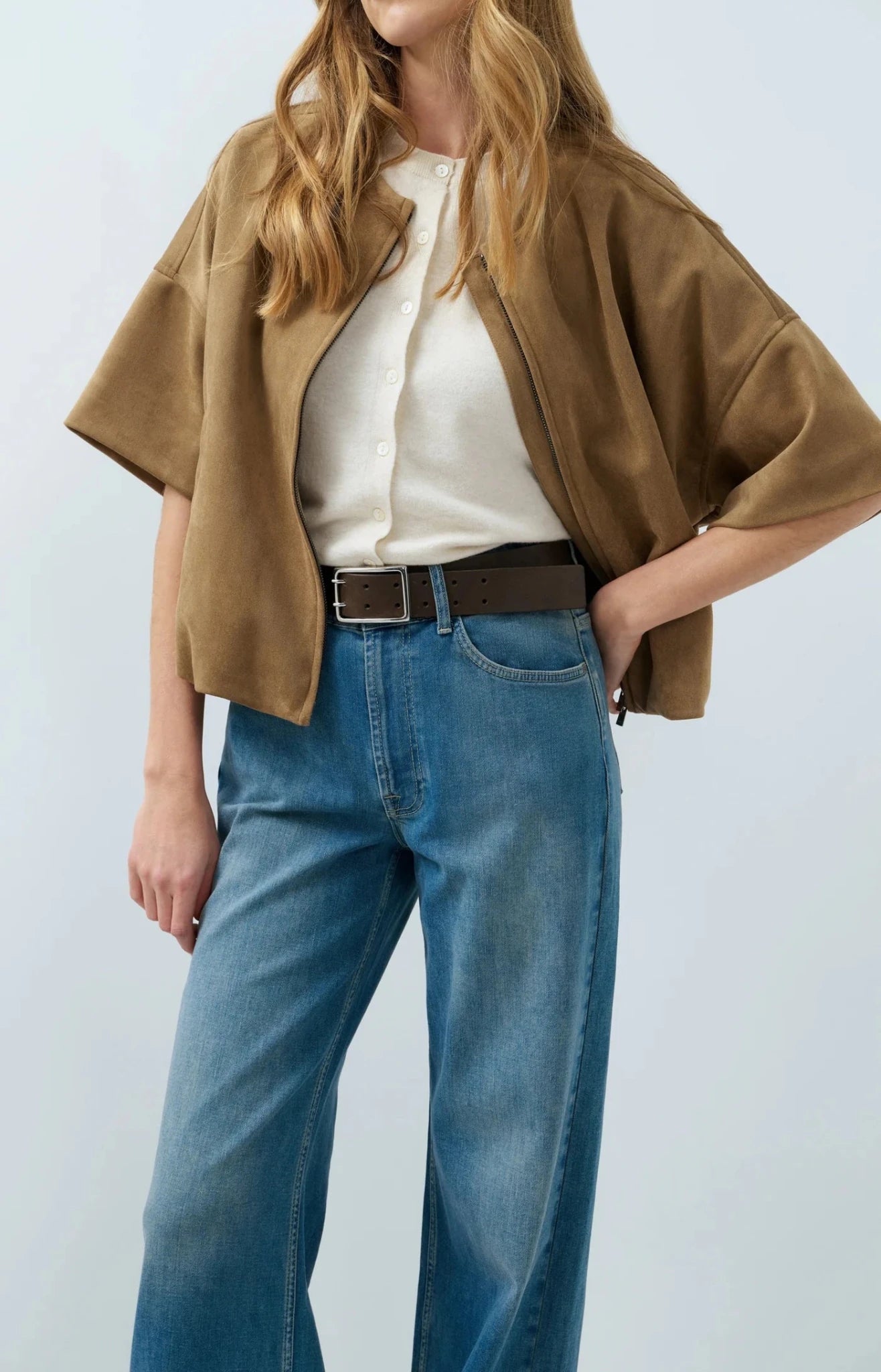 Kurzärmelige Oversize-Jacke aus Velourslederimitat - GRETA & Rosa