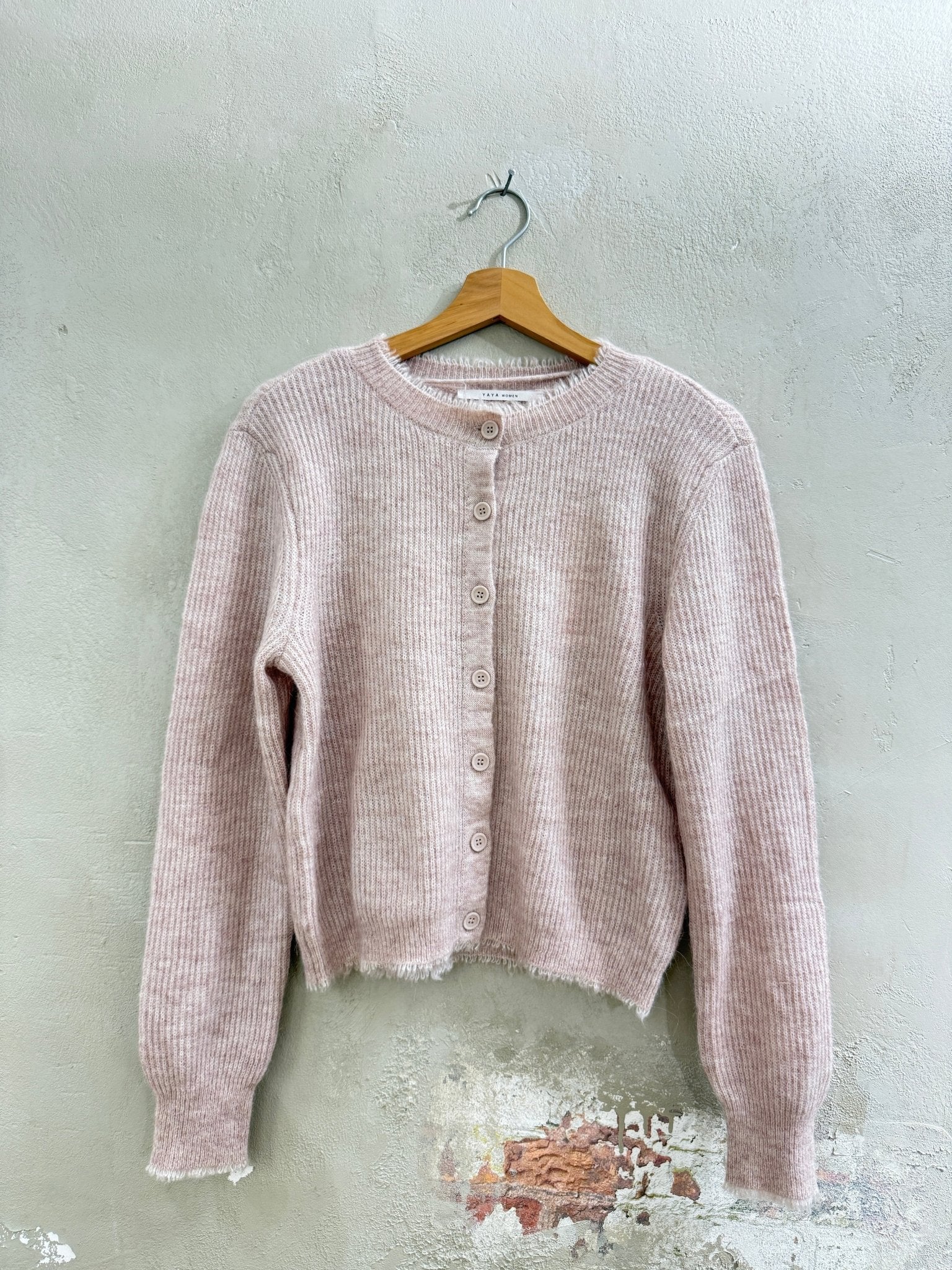 Kurzer Melange - Cardigan mit Fransendetails - YAYA - GRETA & Rosa