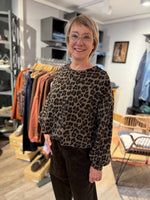 Lade das Bild in den Galerie-Viewer, LEO SWEAT Simba - GRETA &amp; Rosa
