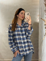 Lade das Bild in den Galerie-Viewer, OVERSIZED FLANELLHEMD IN MEHREREN FARBEN - GRETA &amp; Rosa
