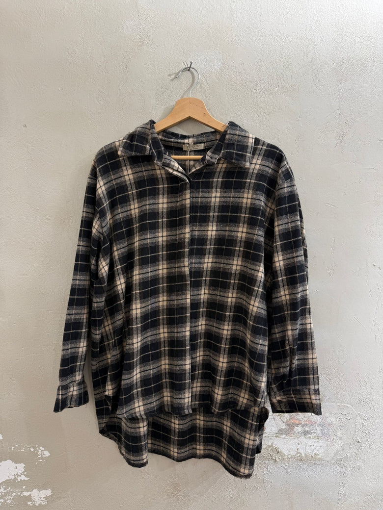OVERSIZED FLANELLHEMD IN MEHREREN FARBEN - GRETA & Rosa