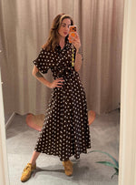 Lade das Bild in den Galerie-Viewer, POLKA DOT MIDI KLEID MIT BINDEDETAIL - GRETA &amp; Rosa
