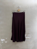 Lade das Bild in den Galerie-Viewer, SATIN ROCK "SILKY" - GRETA &amp; Rosa
