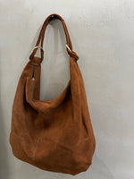 Lade das Bild in den Galerie-Viewer, SCHULTERTASCHE CONNY - GRETA &amp; Rosa
