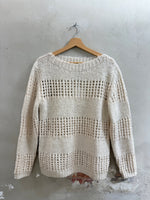 Lade das Bild in den Galerie-Viewer, SOFT KNIT MIT LOCHSTRICK DETAILS - JANE LUSHKA - GRETA &amp; Rosa
