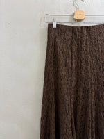 Lade das Bild in den Galerie-Viewer, SPITZENROCK IN BURGUNDY &amp; CHOCO - GRETA &amp; Rosa
