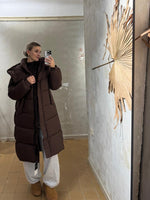 Lade das Bild in den Galerie-Viewer, STEPPMANTEL MIT KAPUZE „NOISETTA“ - GRETA &amp; Rosa
