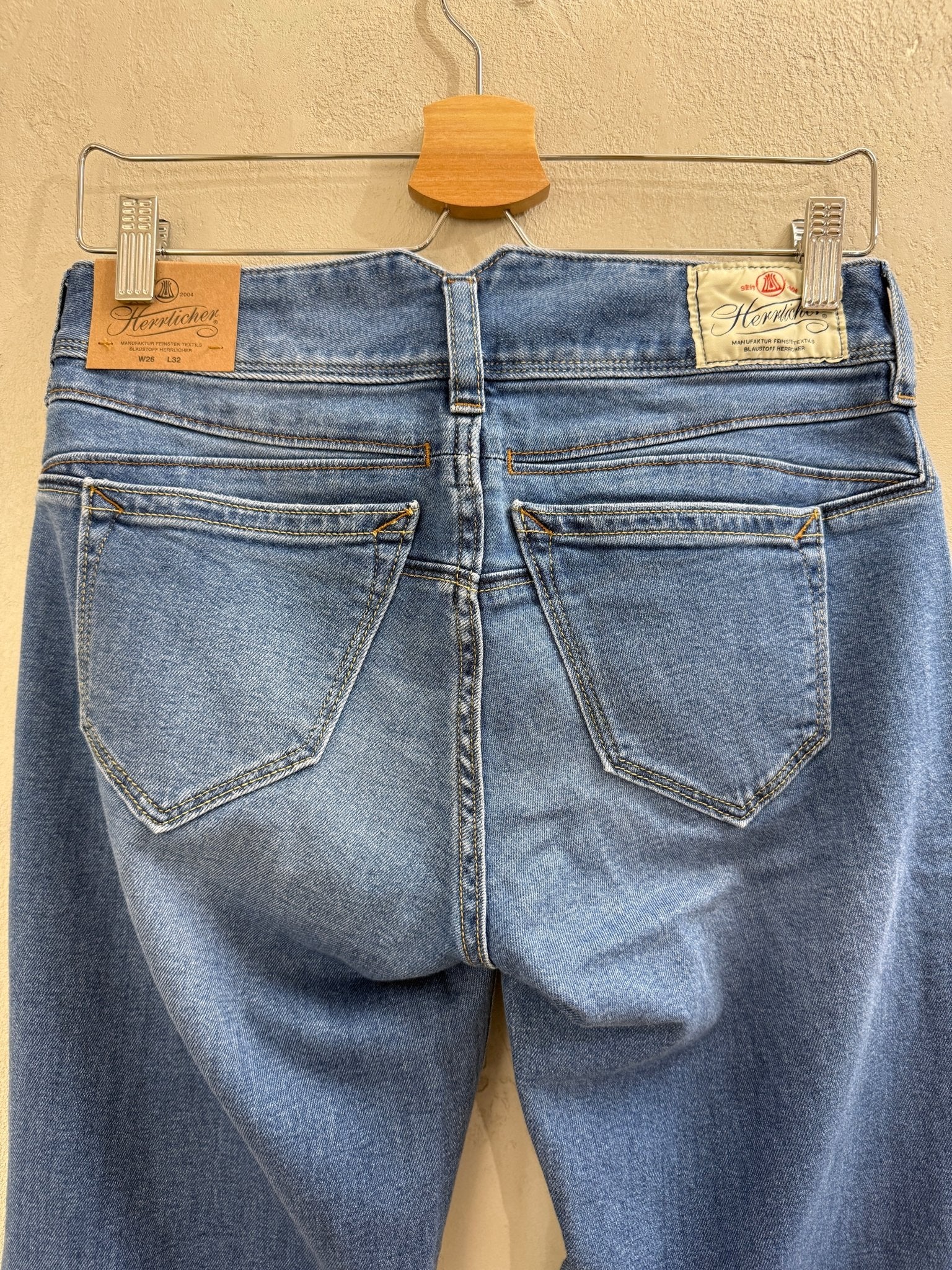 STRAIGHT BOOTCUT JEANS - HERRLICHER - GRETA & Rosa