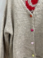 Lade das Bild in den Galerie-Viewer, STRICKJACKE &quot;LOVE IS IN THE AIR&quot; - GRETAUNDROSA - GRETA &amp; Rosa
