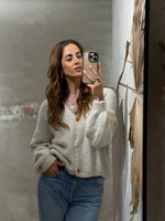 Lade das Bild in den Galerie-Viewer, STRICKJACKE &quot;LOVE IS IN THE AIR&quot; - GRETAUNDROSA - GRETA &amp; Rosa
