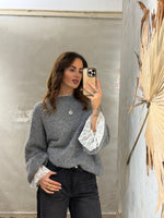 Lade das Bild in den Galerie-Viewer, STRICKPULLOVER OVERSIZED GREYA - GRETA &amp; Rosa
