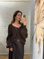 Lade das Bild in den Galerie-Viewer, STRICKPULLOVER "TWIST KNIT" - GRETA &amp; Rosa
