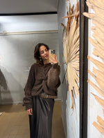 Lade das Bild in den Galerie-Viewer, STRICKPULLOVER "TWIST KNIT" - GRETA &amp; Rosa
