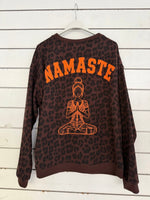 Lade das Bild in den Galerie-Viewer, SWEAT NAMASTE - GRETA &amp; Rosa

