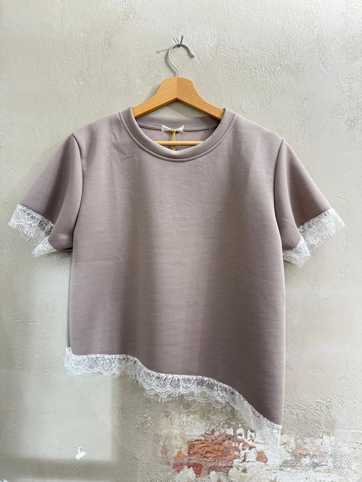 TSHIRT MIT SPITZENDETAIL - GRETA & Rosa