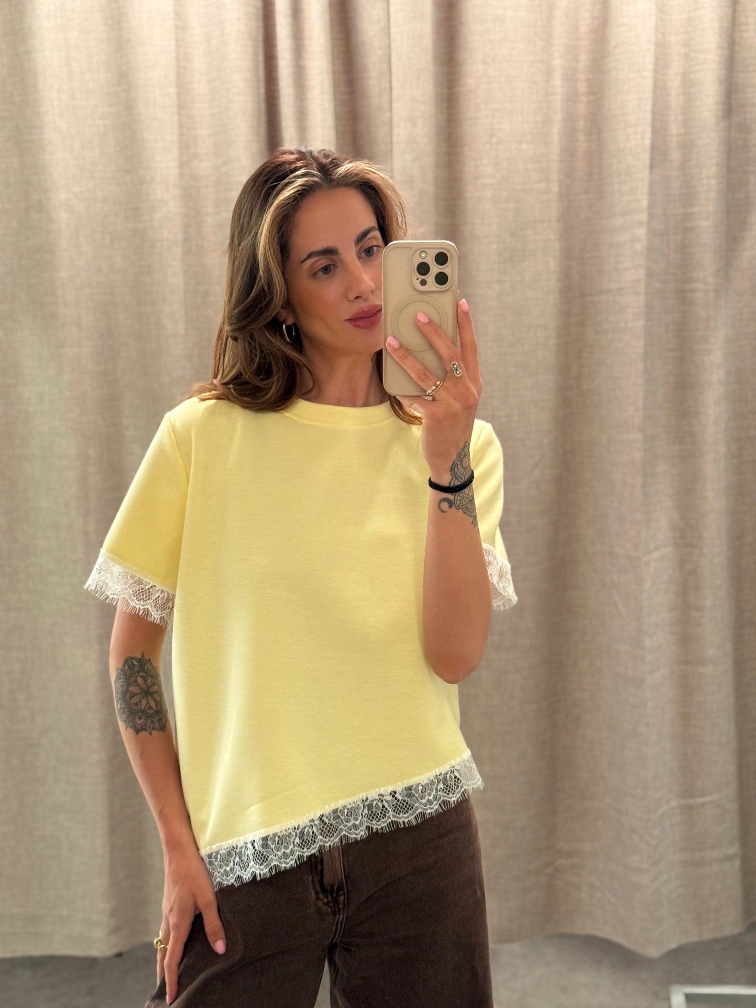 TSHIRT MIT SPITZENDETAIL - GRETA & Rosa