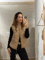Lade das Bild in den Galerie-Viewer, WATTIERTE WESTE CIERRA - BLAUSTOFF HERRLICHER - GRETA &amp; Rosa
