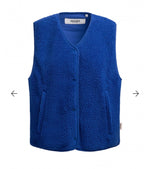 Lade das Bild in den Galerie-Viewer, Weste SV:EA im Sherpa-Look bright blue - GRETA &amp; Rosa
